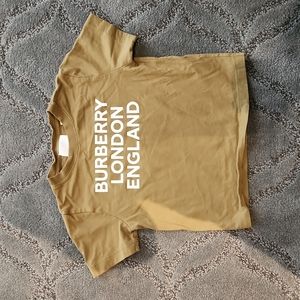 Burberry Tshirt